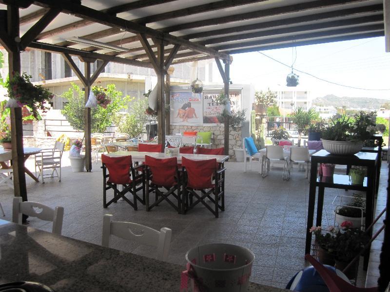Vickys Studios Faliraki Rhodes City Eksteriør billede